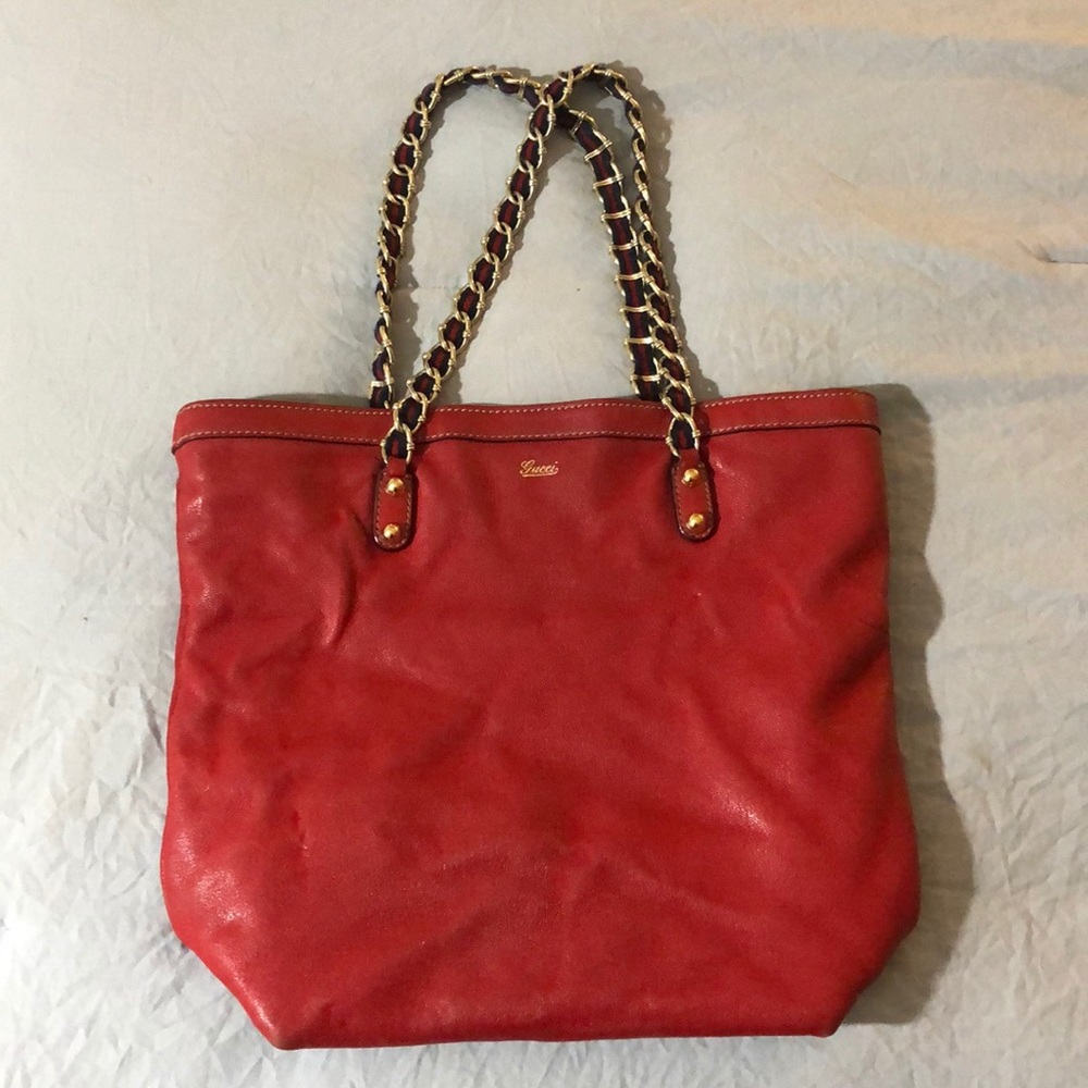 **AUTHENTIC** GUCCI HOBO!!